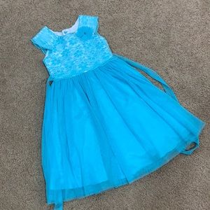 Girls size 10 formal dress